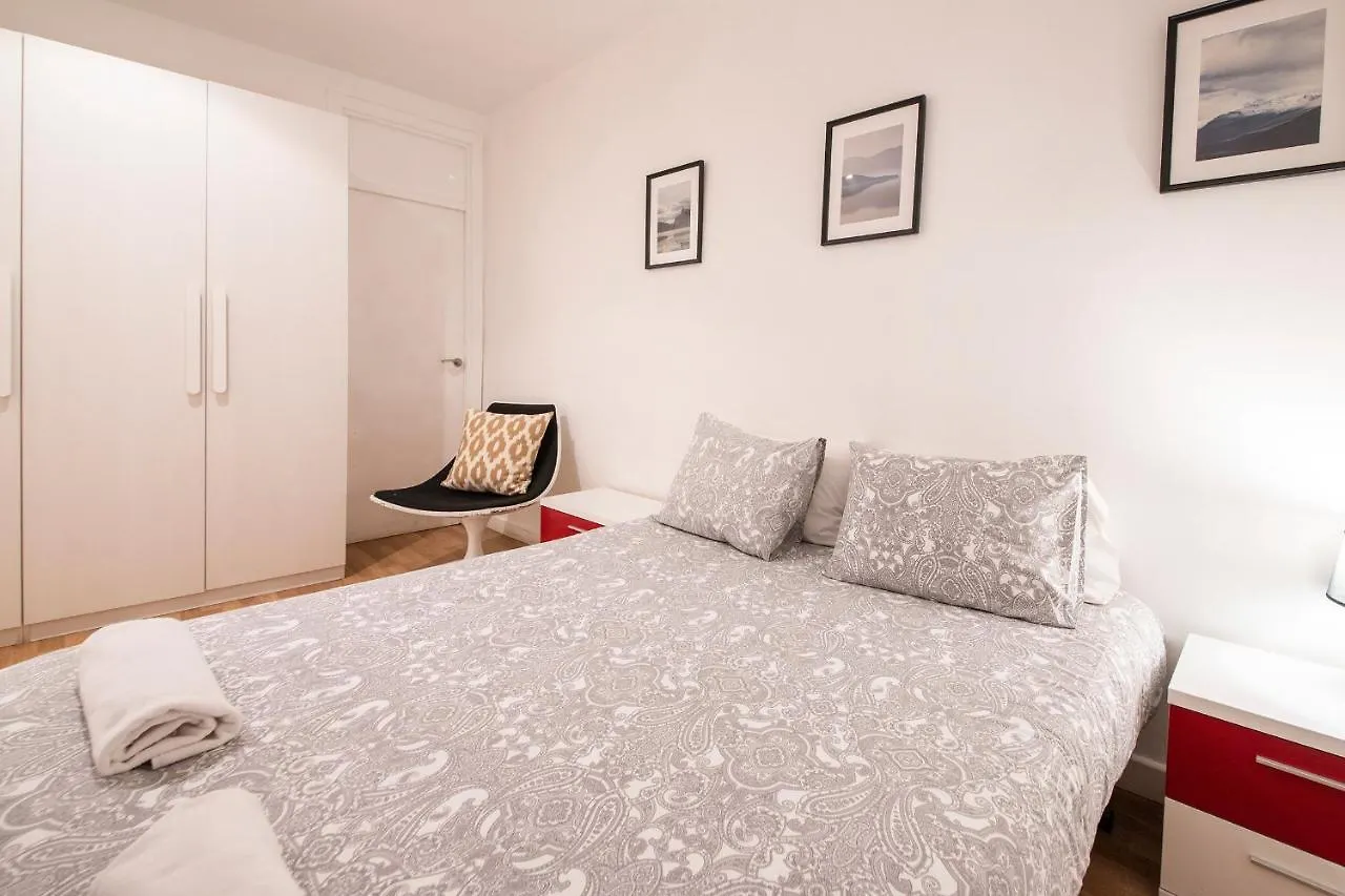 Spacious Central Old Town Apartment San Sebastián